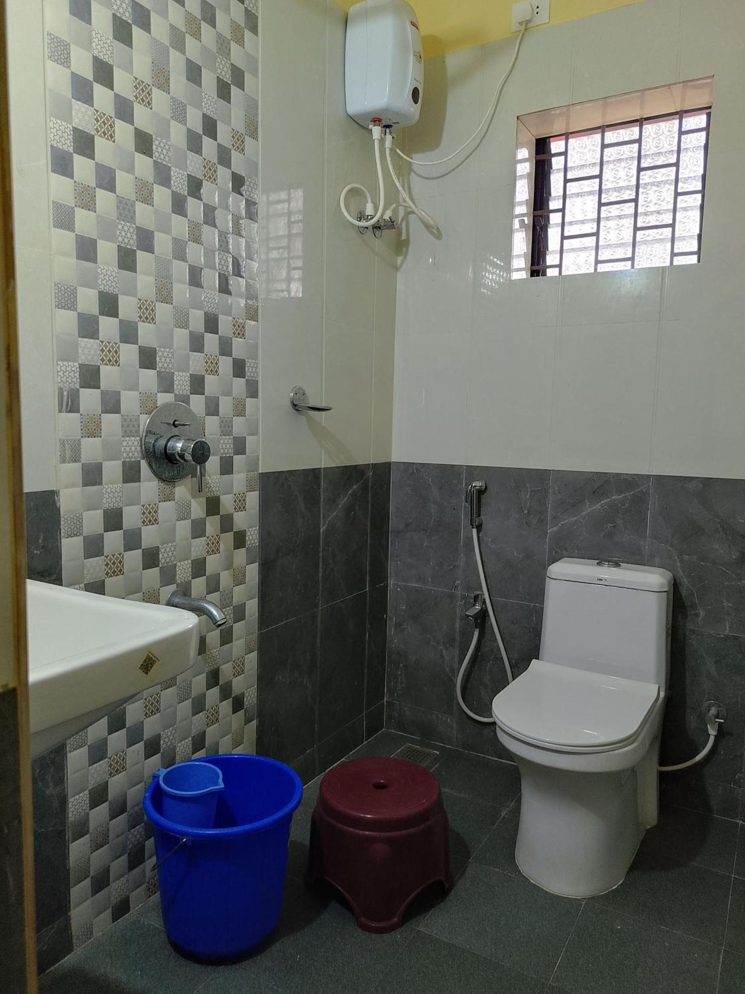 One Love Guest House Morjim Exterior foto
